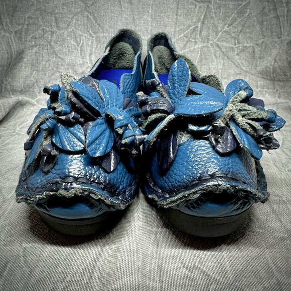 Socofy Handcrafted Blue Leather Flower Slip Ons 235 / US 6 - Picture 6 of 11